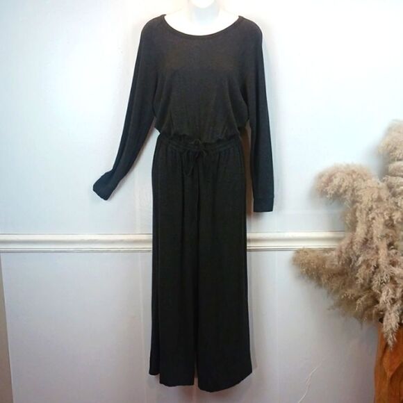 Lou & Grey Signature soft wide leg long-sleeve drawstring waist gray jumpsuit - Picture 3 of 13
